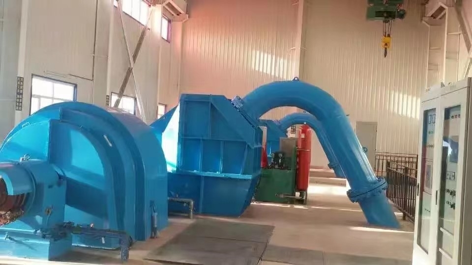 물 머리 450-1000rpm RPM 수력 터빈 발전기 5m-500m / 필요 매개 변수