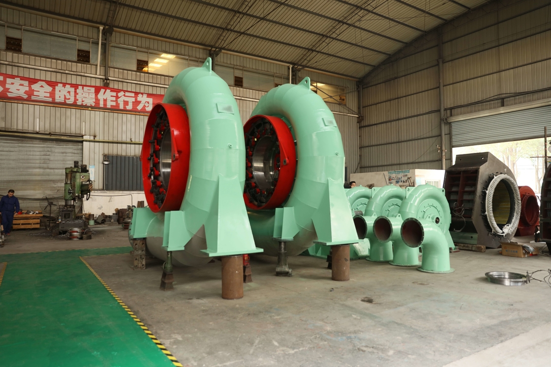 물 터빈 발전기 300KW-20MW 전력 출력 브러시리스 흥분 수직 설치 300-3000rpm 속도