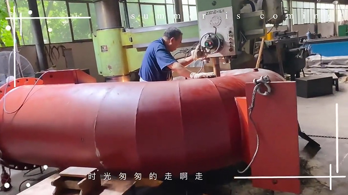 효율성 물 터빈 실내 / 외부 공기 / 물 냉각 220V-690V 200kw-20mw 전력 출력