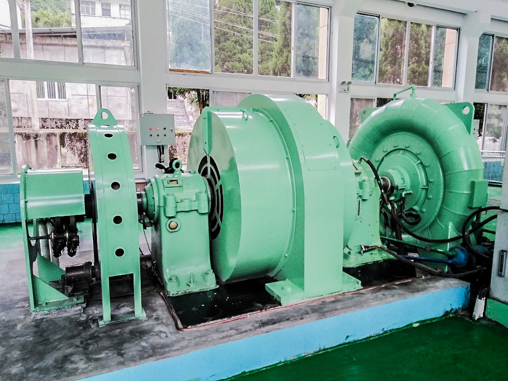 자동 400V 800V 6.3kV 10kV 등급 전압 프랜시스 터빈 발전기 등급 전력 300KW-20MW