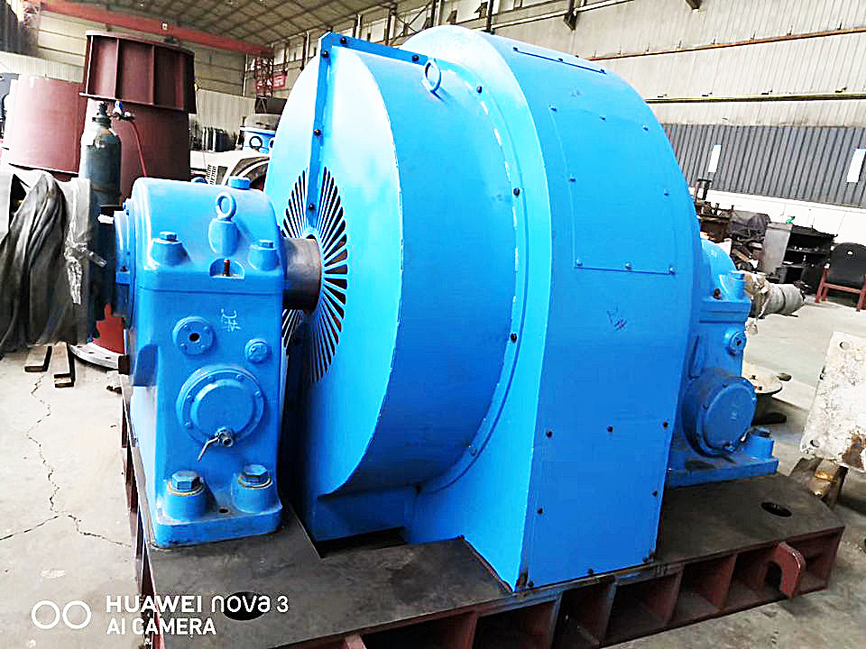 200kw-20mw 맞춤형 물 터빈 실내/외부 등급 주파수 공기/물 냉각