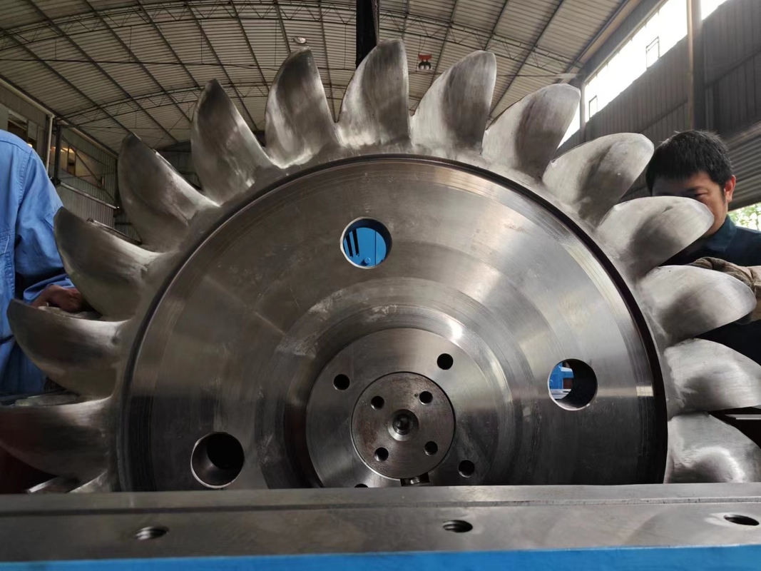 500KW-10MW 수력 터빈 발전기 다양한 물 머리 높이에서 450-1000rpm로 작동