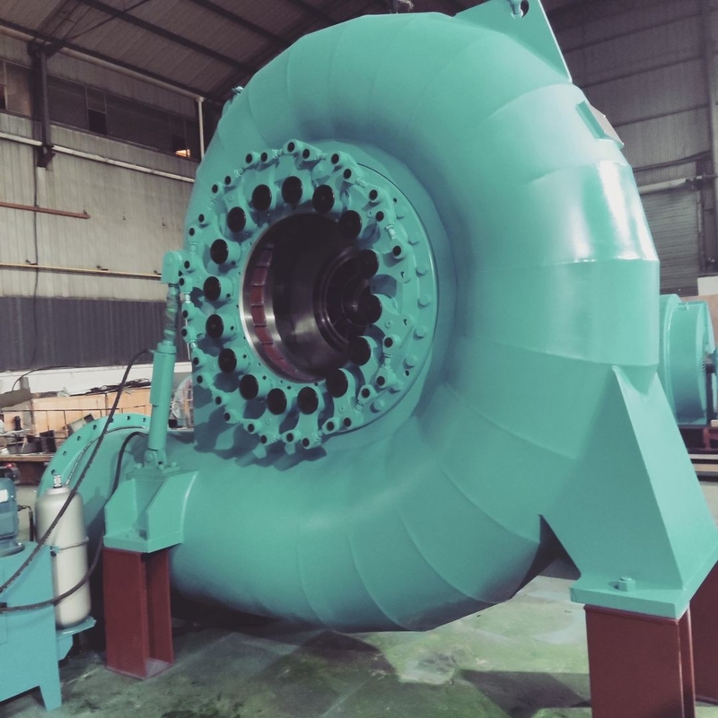 맞춤형 다채로운 물 터빈 발전기 200KW-20MW 50/60Hz 자동 / 수동 제어
