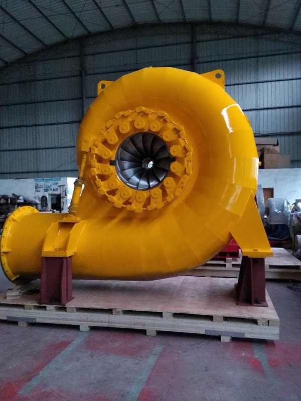 알루미늄 합금 블레이드 수평 또는 수직 레이아웃 100kw-20mw 전력 범위 효율을위한 수력 터빈