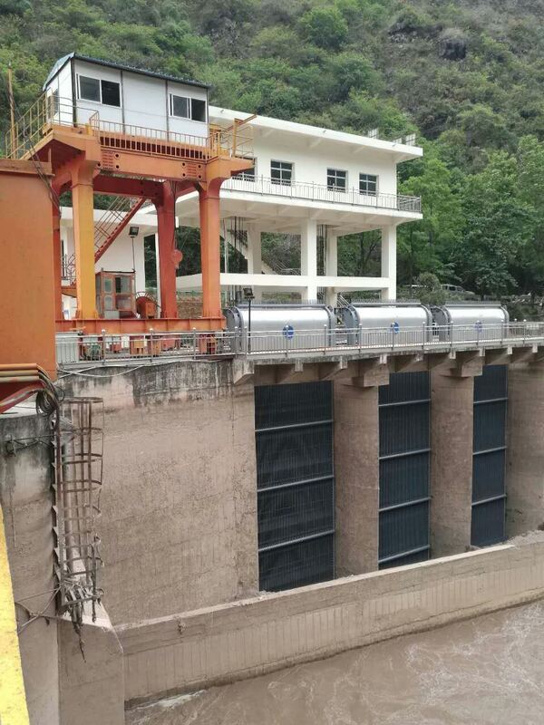 산업용 쓰레기통 청소 기계 0.40-1000KW 전력 및 효율적인 쓰레기 제거를 위해 4.5 - 16 mm 두께