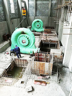 전력 수직 물 터빈 발전기 200KW-20MW 자동 제어 사용자 정의 색상