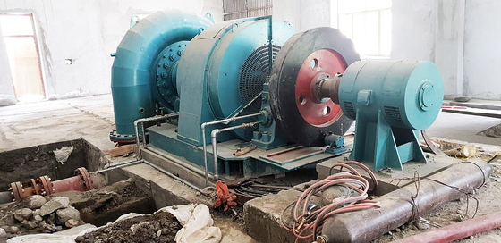 자동 제어 50Hz/60Hz 프랜시스 터빈 발전기 300KW-20MW 전력 400V-10kV 전압